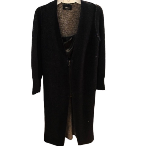 Zara Medium black & dark purple maxi sweater w/ zipper black with violet hue - Picture 1 of 10